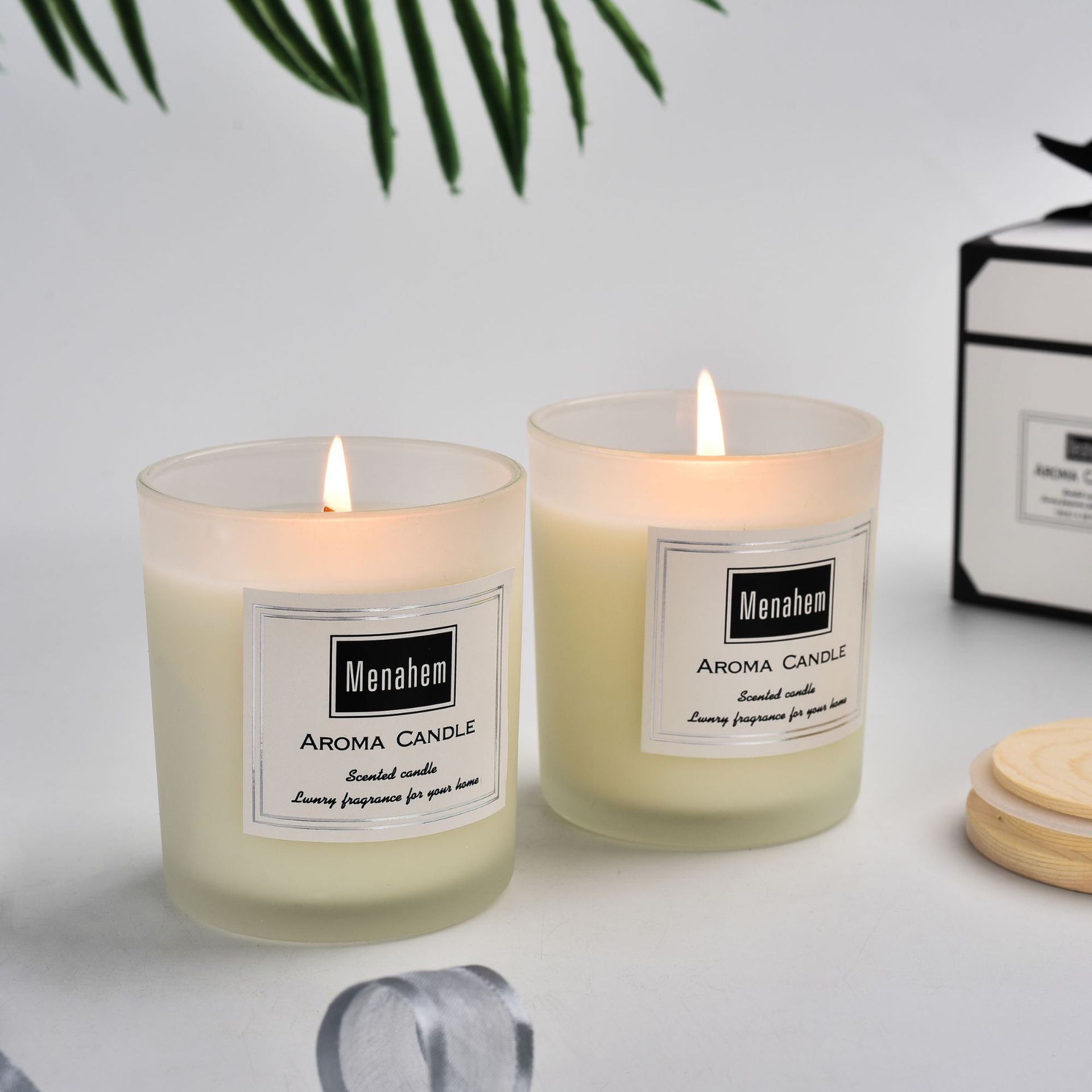 Factory direct sales, frosted wooden lid candle cup, aromatherapy candle, plant essential oil, soy wax, indoor smoke-free souvenir