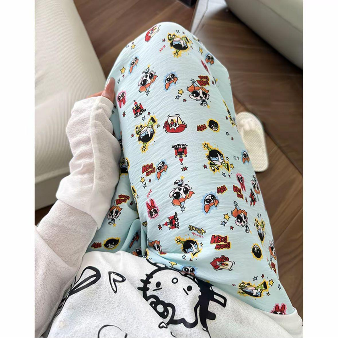 7010# 긴바지 꼬마 경찰관