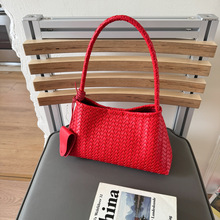 跨境韩版小众腋下包包女2025夏季新款时尚手提包复古编织纹单肩包