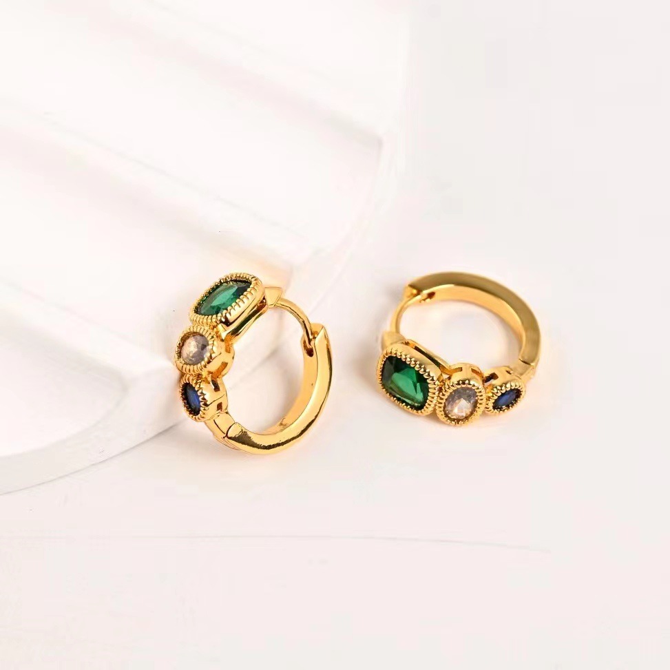 Retro bronze geometric green design earrings with zircon