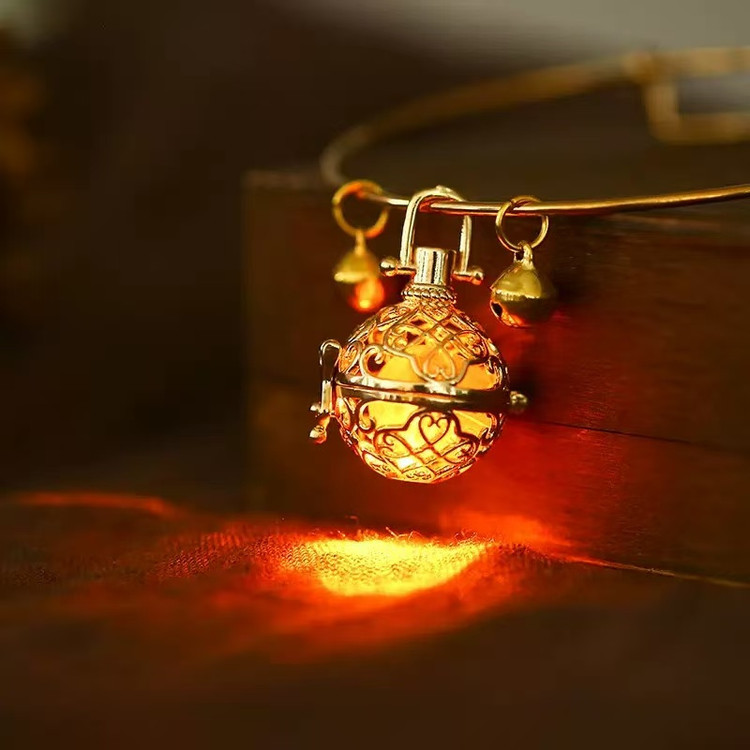 빛나는 팔찌 싱글