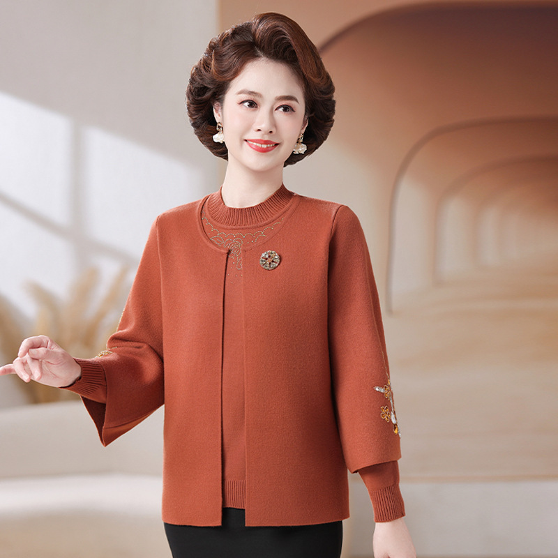 妈妈2025秋装洋气时尚针织衫两件套中老年女秋冬红色喜庆上衣套装|undefined