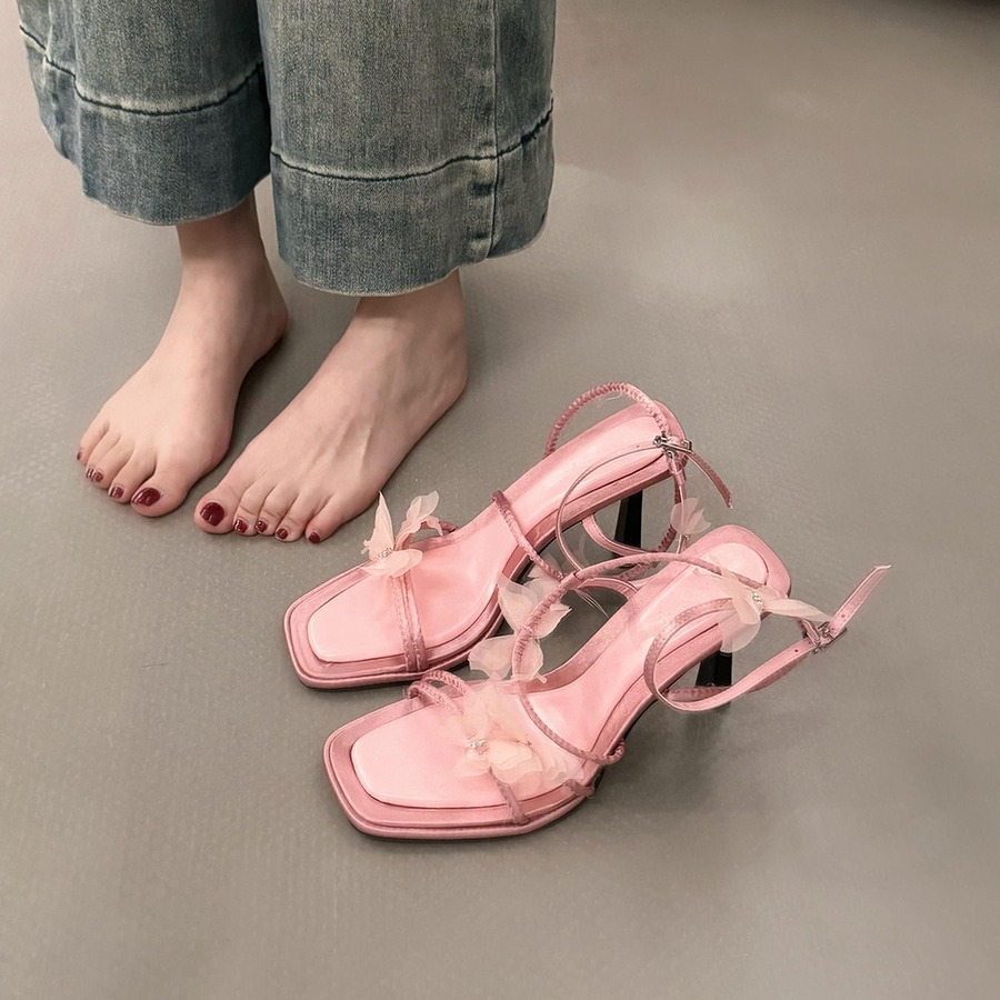 Fuchsia high heels Chinese style