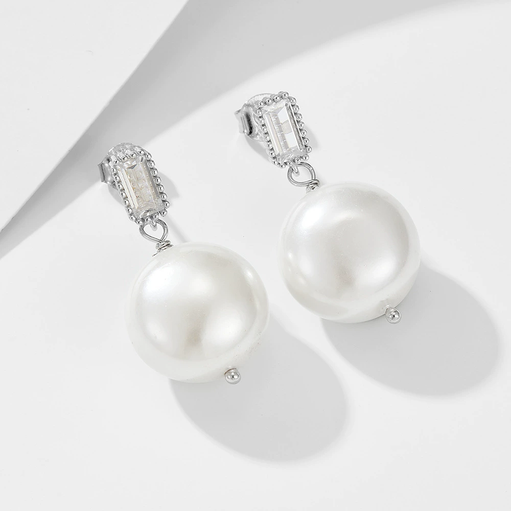 Пretro universal small design earrings from pearl, silver 925 sample, French retro style, light luxury style
