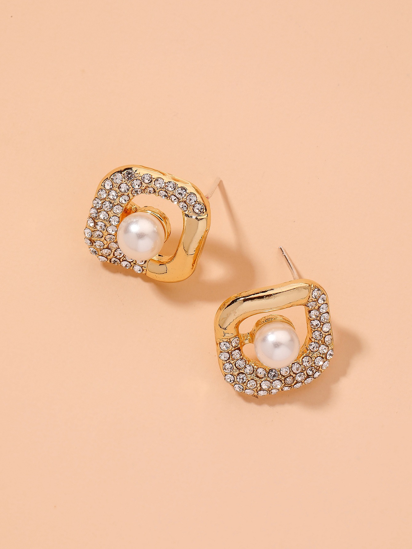 fashion diamond-studded square earrings