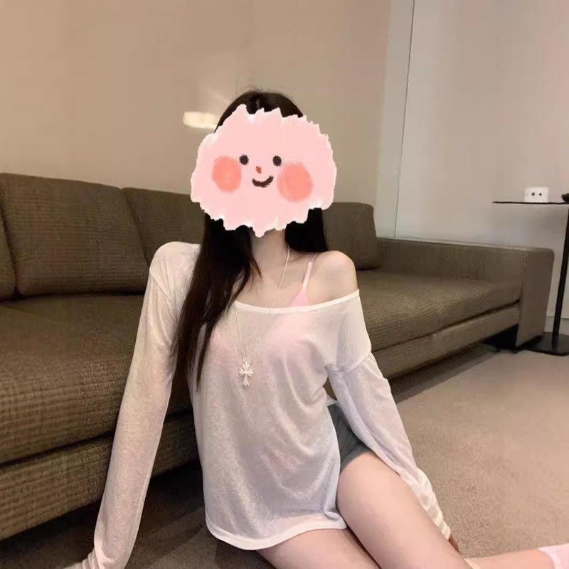 Long-sleeved T-shirt women's white slightly transparent slanted shoulder Korean-style lazy sexy versatile loose irregular split sunscreen top