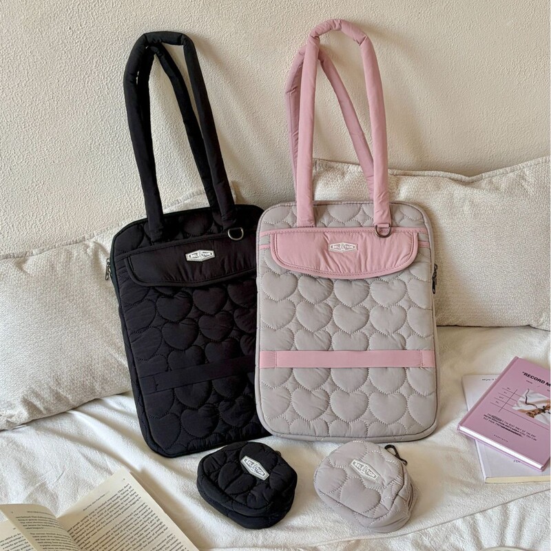 Korean padded single-shoulder laptop bag suitable for 14inch laptop protection and storage with small pouch Korean padded single-shoulder laptop bag suitable for 14inch laptop protection and storage with small pouch