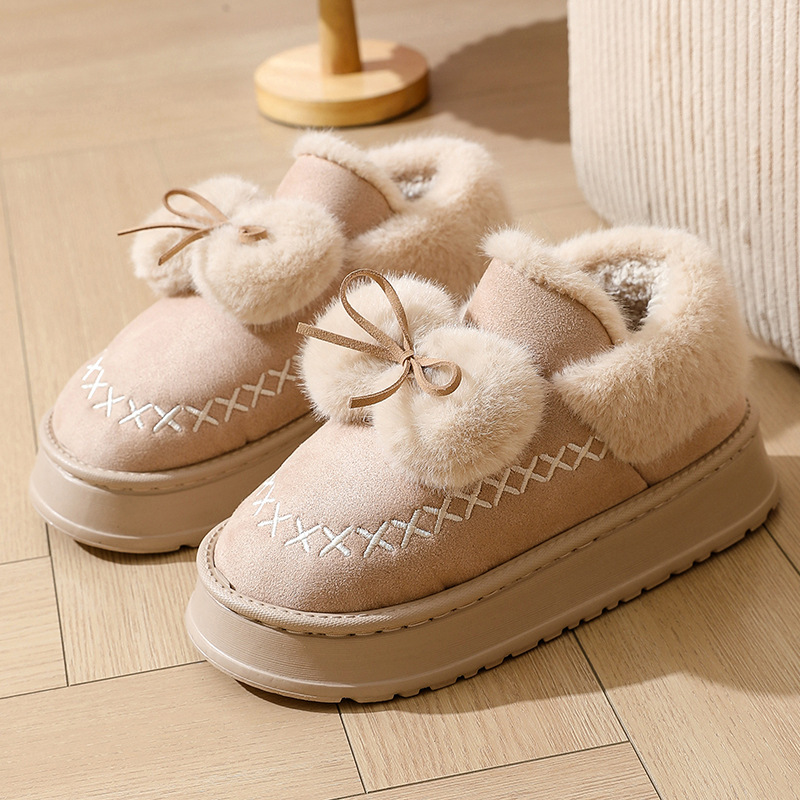 thumbnail image 1 of Zapatillas para uso al aire libre en invierno, zapatos de algodón con lazo de interior de suela gruesa, zapatillas bajas de algodón cálidas de terciopelo de invierno para mujer, 1 of 5