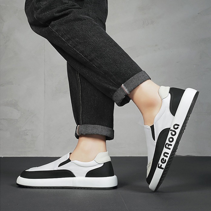 2024 nuevos zapatos perezosos de un pie de primavera y verano, zapatos de tabla casuales bajos transpirables, zapatos de lona, zapatos de tela viejos de Beijing para hombres