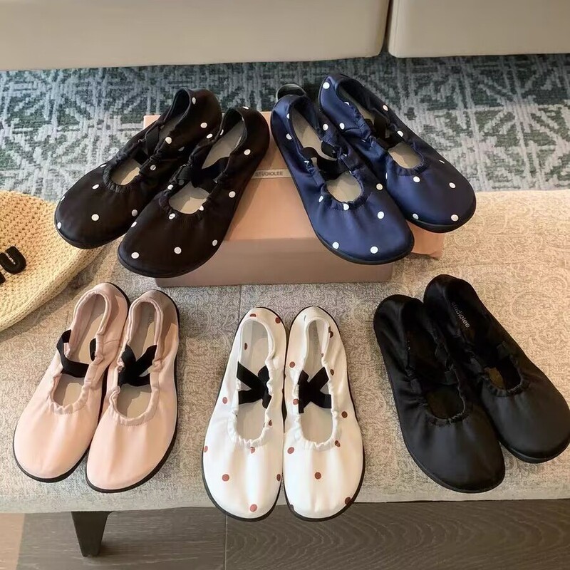 2026 New Polka Dot Ballet Retro Elastic Cross-Strap Low-Heeled Egg Roll Mary Jane Shoes for Women Fashion Ballet Shoes