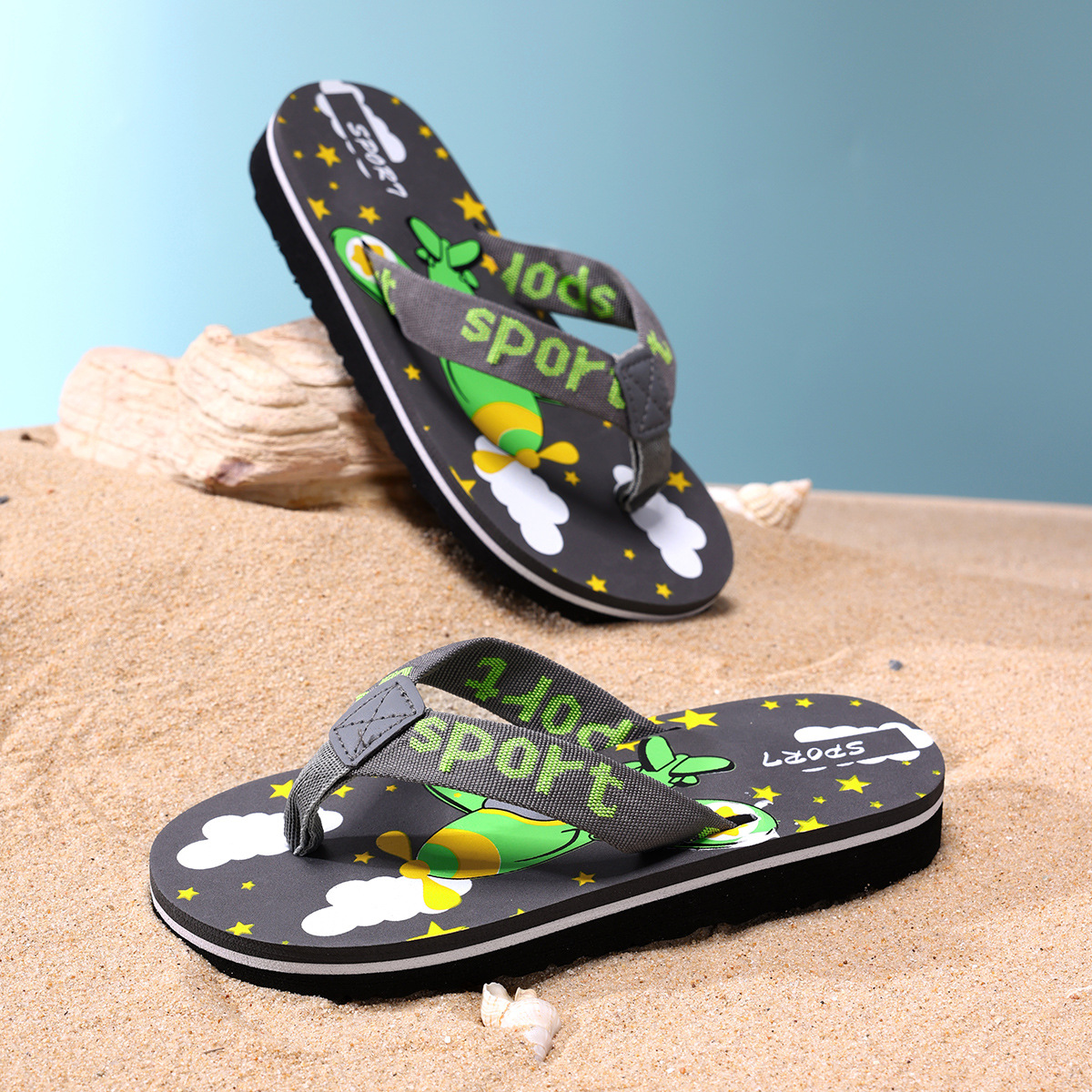 fashionable children's flip flops