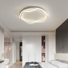 卧室燈主卧溫馨led吸頂燈簡約現代家用房間創意極簡新款個性燈具