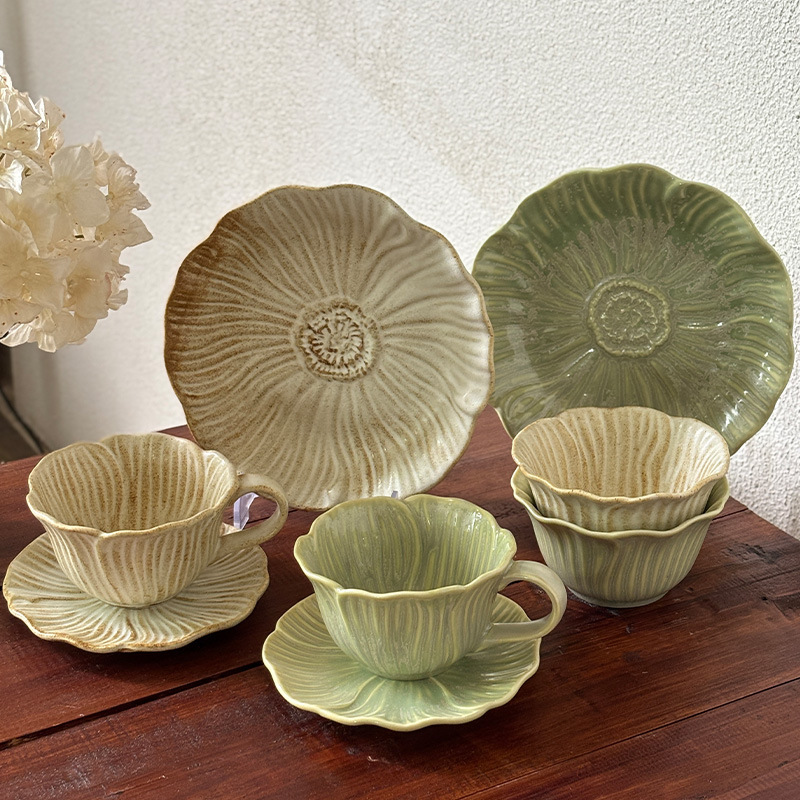 Retro Kiln-Fired Floral Tableware, Frosted High-End Coffee Cups, Light Luxury Style Household Ceramic Bowls and Plates