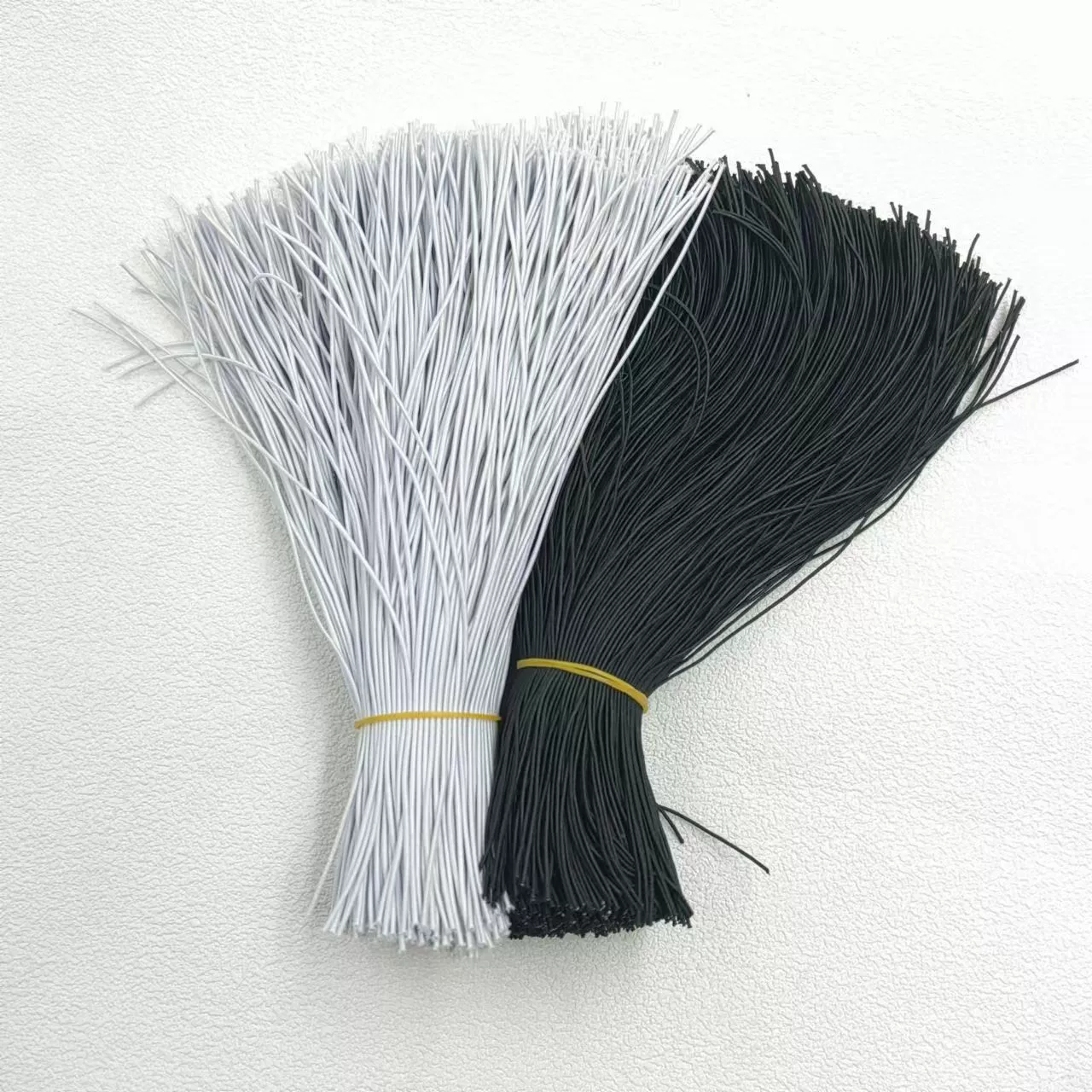 0.8MM черный белый веревка эластичная веревка ребра ремешок ремешок вырезать этикетку