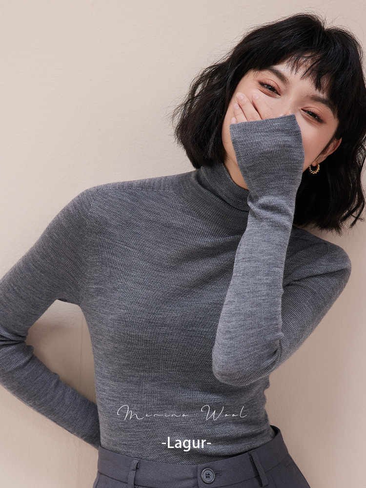 トップスは新年の赤色、シームレスな一体型揚子紡績100％ウールニット、女性用スリムフィットハイネックセーター