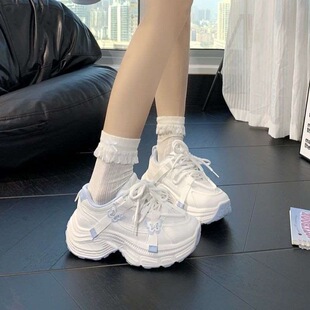 �F���{�����ϵ�ЬŮ2026�W�汬��ٴ�С��ԭ�����eЬ����\��ЬŮ