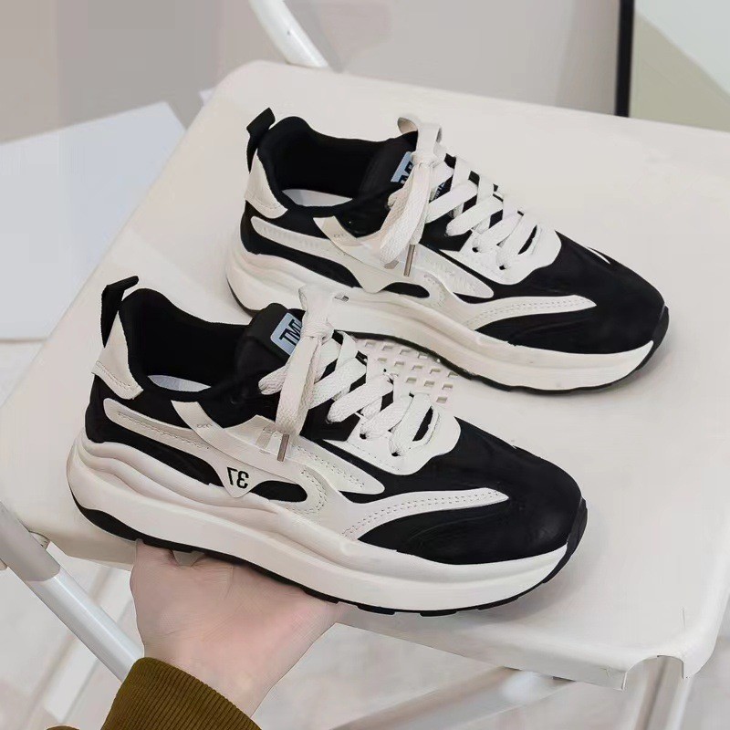 Universal demi-season breathable white sneakers platform for leisure