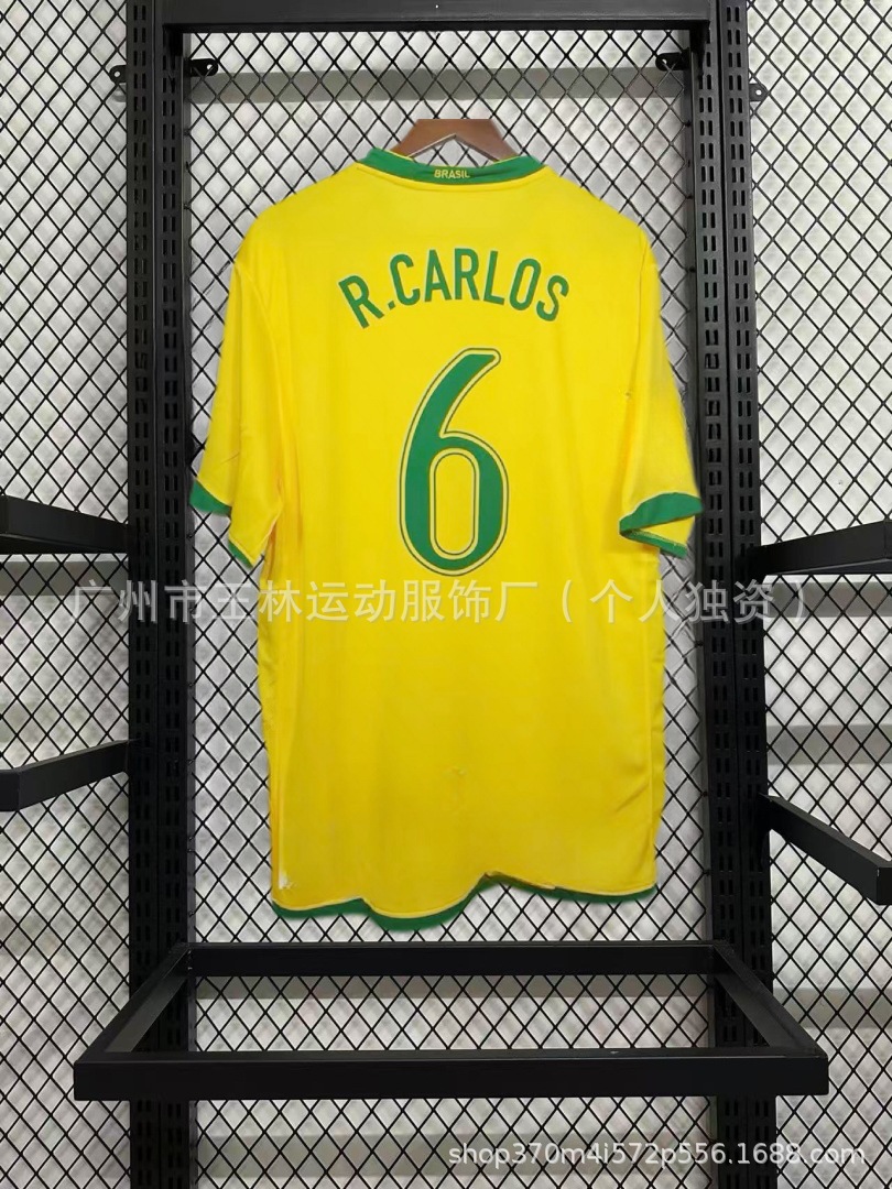 06 Casa Brasil (No. 6) / S