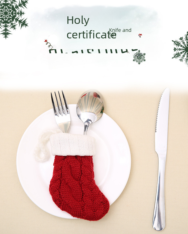 Support de couverts de noël chaussettes en tricot décoratives_voghion.com