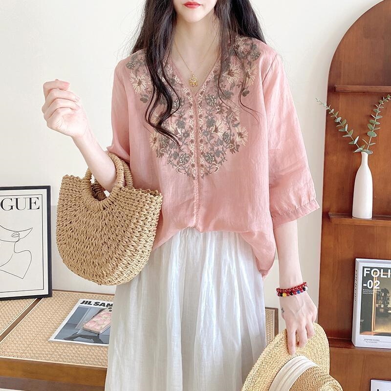 Cross-Border Mom-Style Middle-Aged Women's Shirt, Casual Artistic Loose V-Neck Pullover Embroidered Mid-Sleeve Babydoll Top Cross-Border Mom-Style Middle-Aged Women's Shirt, Casual Artistic Loose V-Neck Pullover Embroidered Mid-Sleeve Babydoll Top