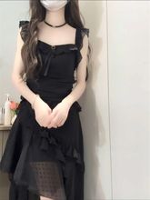 法式气质时尚小飞袖蝴蝶结吊带连衣裙女前短后长不规则设计小黑裙