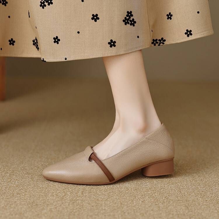 Single shoes women's autumn new comfortable and versatile thick heel soft leather soft sole one pedal pointed low high heels_voghion.com