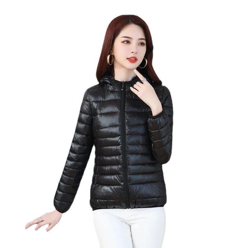 Abrigo de algodón acolchado ligero para mujer otoño e invierno abrigo de algodón acolchado 2022 nuevo estilo coreano suelto corto con capucha más abrigo de tamaño