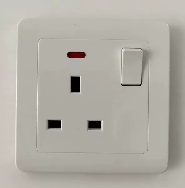 13A DP with light switch