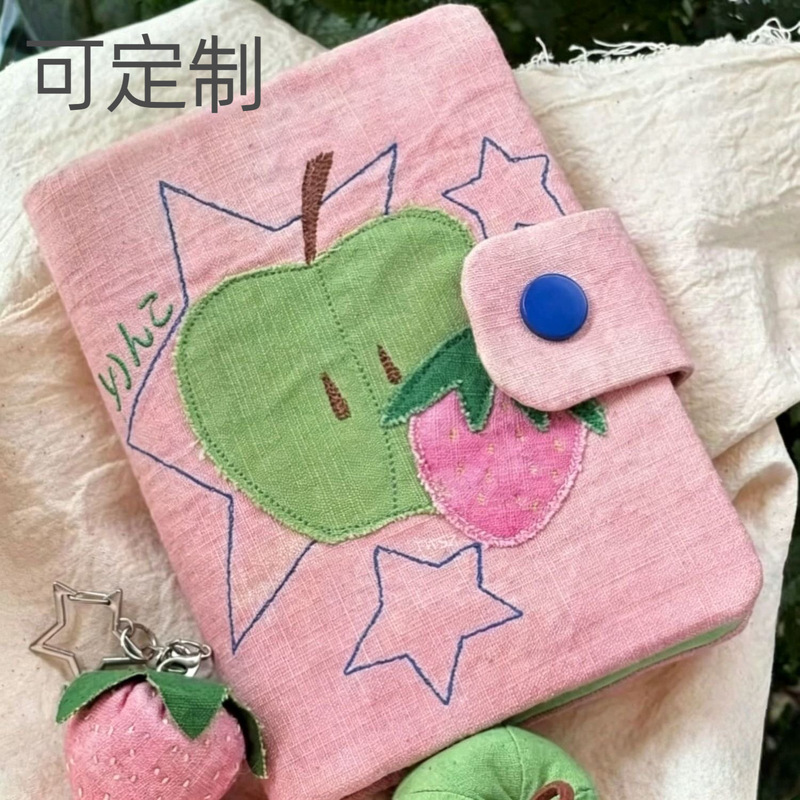 Japanese-style fresh and simple strawberry green apple passport holder, niche high-value three-in-one portable ID card holder and coin purse Japanese-style fresh and simple strawberry green apple passport holder, niche high-value three-in-one portable ID card holder and coin purse