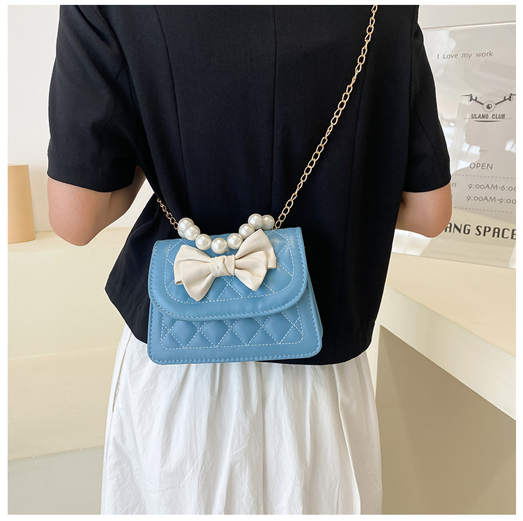 Simple Pearl Bow One Shoulder Messenger Small Bag Wholesale Nihaojewelry display picture 11