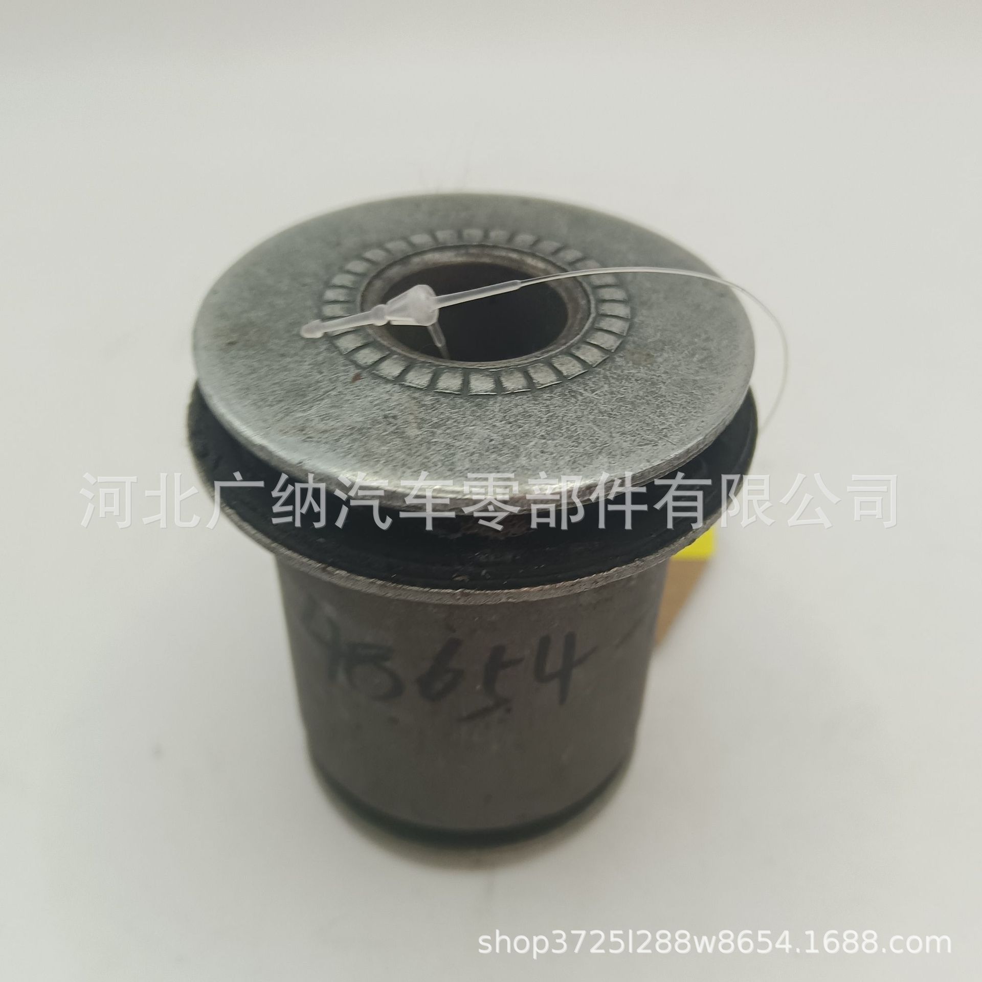 48654-60030适用于TOYOTA车系发动机机脚胶 发动机支架 缓冲支架