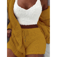 O 95600 Plush Casual 3-piece Set ë����������������ͨ�¿���