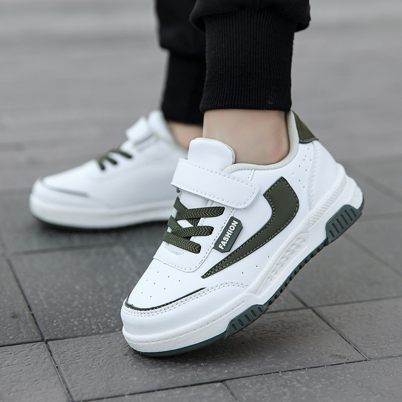 25 años de moda nuevos zapatos de cuero para niños de primavera y otoño para niños estudiantes de moda zapatos deportivos transpirables casuales para hombres y mujeres