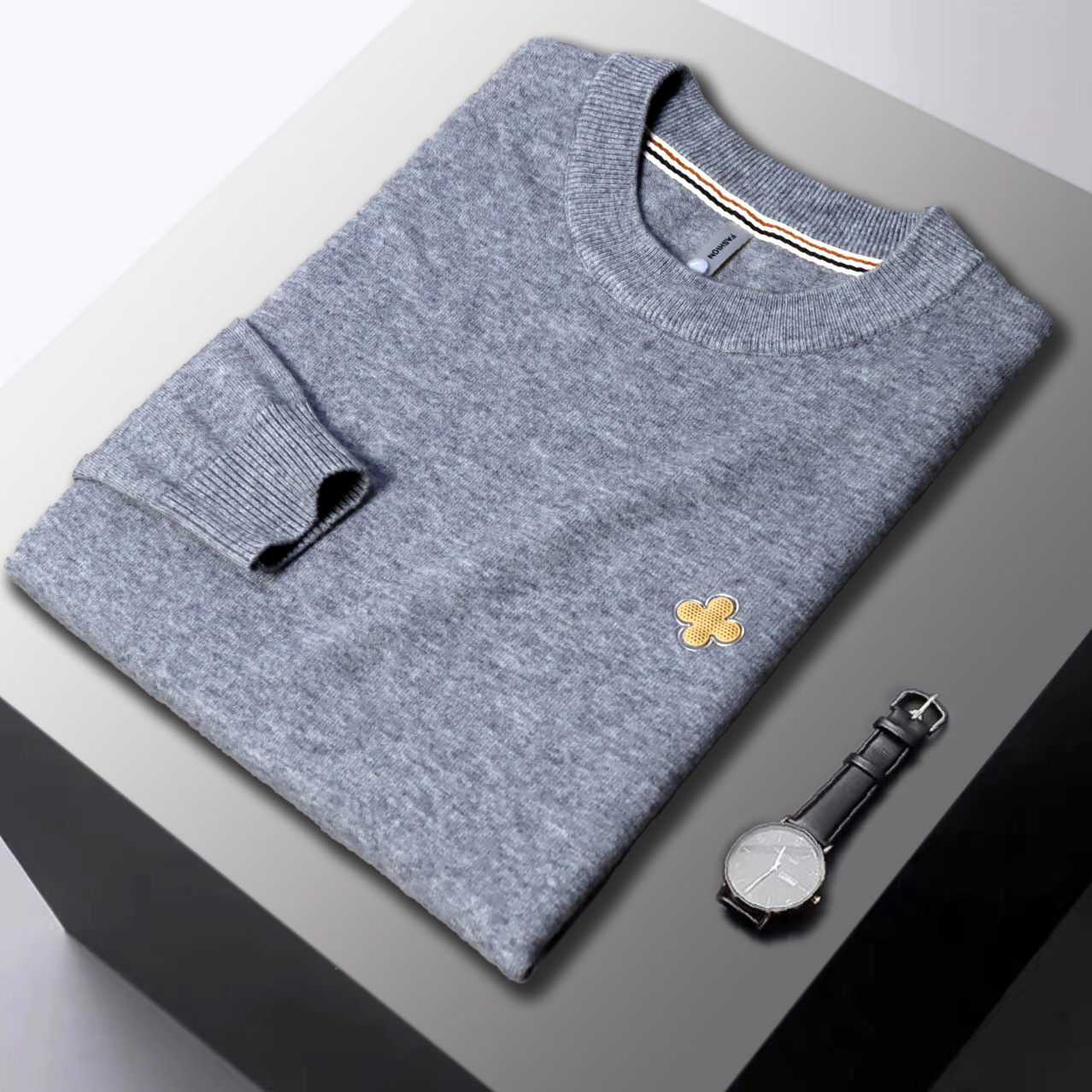 Men's Clothing 2024 Korean trend super soft cashmere badge design knitted round neck sweater men's autumn slim warm top bottoming shirt_voghion.com