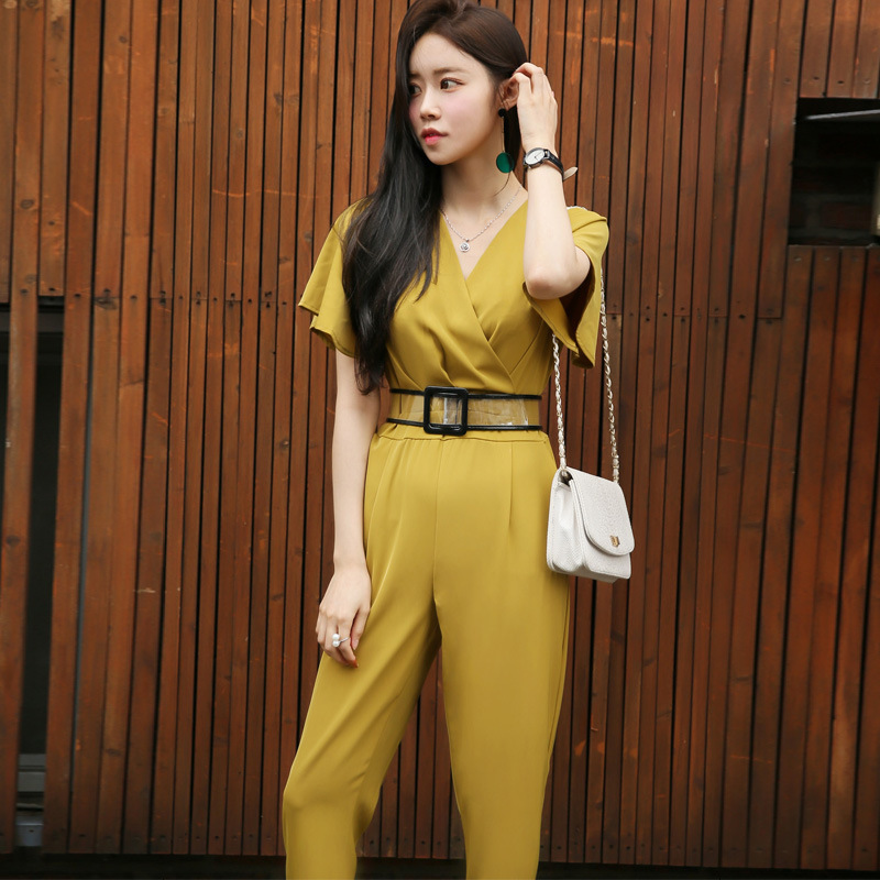 Korean 2023 Summer New Fashion Cropped Jumpsuit Slimming Casual V-Neck Jumpsuit Women's Pants