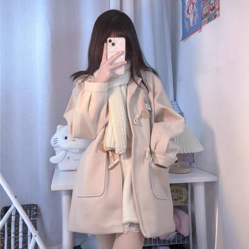 2026 Women's Winter Coat for Petite Figures, College Style, Thickened Mid-Length Sheepskin Coat with Horn Buttons, Hooded Coat for Women