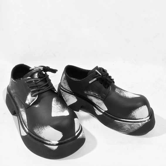 Оригинальная нишевые ботинки дерби разрушают ветер