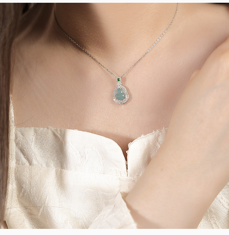Mặt dây chuyền bạc S925 hình hươu đính đá zircon xanh ngọc lục bảo — Mặt dây chuyền đơn (không có dây chuyền) chi tiết 4