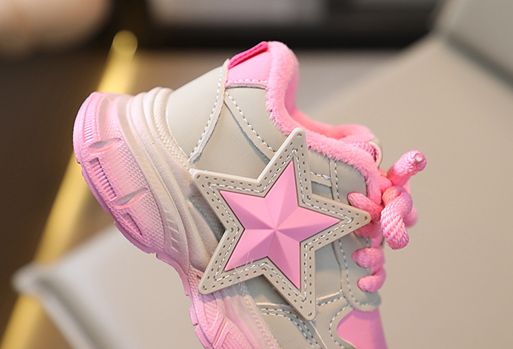 Zapatos deportivos para niños con suela ligera de invierno, edición coreana, dos zapatos de algodón para niños y niñas de 1 a 6 años_voghion.com