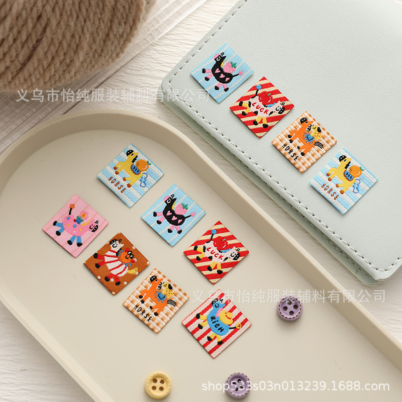 Original Design: Get Rich Immediately, Red Pony Embroidered Patch, Self-Adhesive Fabric Label for Apple Watch Band, Year of the Horse Mini Doll Clothing Woven Label