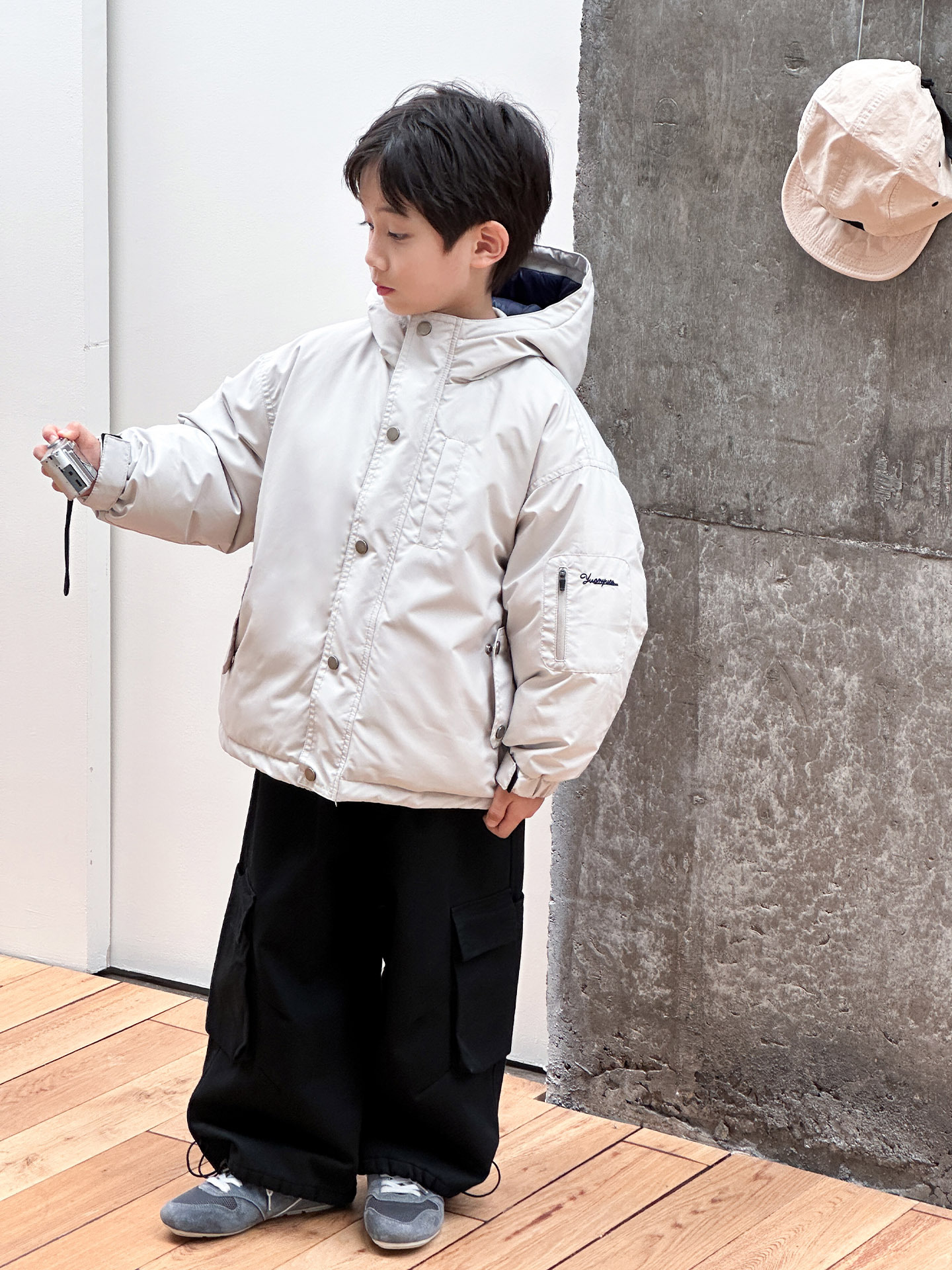 Chaqueta de plumón para niños chaqueta encapuchada para niños invierno 2025 ropa infantil invierno niño pequeño 90 chaqueta blanca gruesa