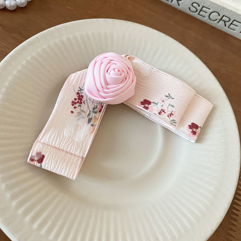 Carpeta de agarre de palabra redonda de color café, clip de tiburón de pelo de disco de alta gama retro, personalidad simple y de moda, nueva horquilla, accesorios para el cabello