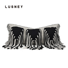 2024新款侘寂风轻奢高级感黑白棉麻流苏拼接长抱枕样板间长条腰枕