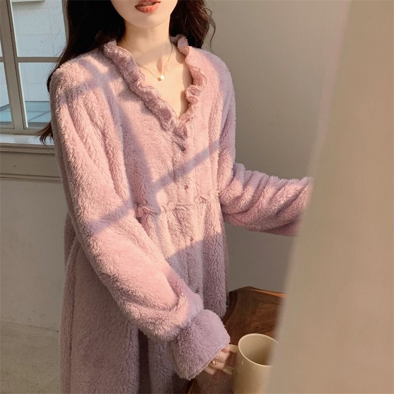 甜美圆领珊瑚绒睡衣女秋冬加绒加厚法兰绒睡袍2025新款长款家居服|undefined
