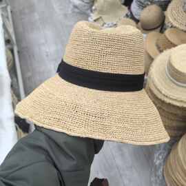 法式气质草帽女夏季大帽檐显脸小海边度假沙滩帽编织遮阳防晒帽子