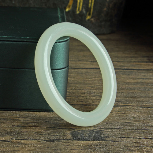 Mongolian material blue and white jade bracelet mutton fat white round jade bracelet thin round beauty bracelet keeps falling Mongolian material bracelet factory
