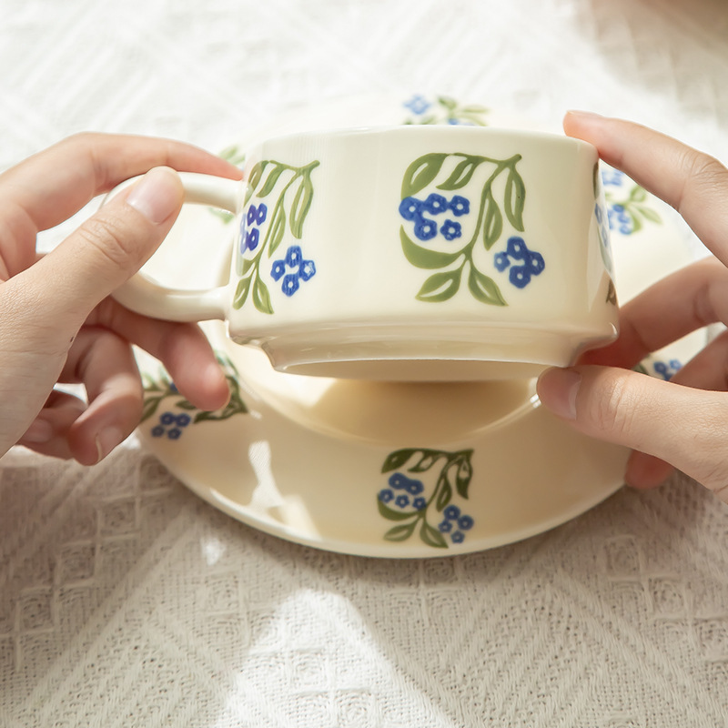 Ins flor de cerámica alta retro cerámica casera tazas de café platos de alto valor de la cara taza de agua regalos de cumpleaños esmalte de color