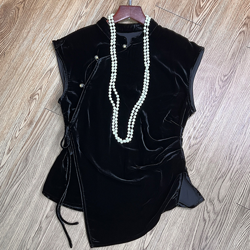 New Chinese-Style Improved Tang Suit Sleeveless Shirt Retro Velvet Diagonal Placket Button National Style Flying Sleeve Top for Women 8488 New Chinese-Style Improved Tang Suit Sleeveless Shirt Retro Velvet Diagonal Placket Button National Style Flying Sleeve Top for Women 8488