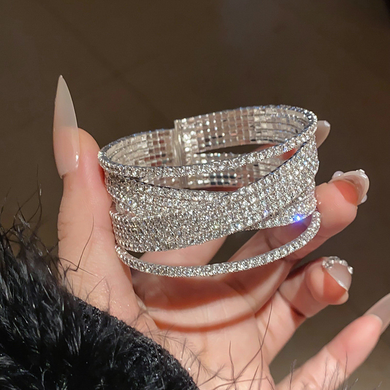 Europa y Estados Unidos plumas transfronterizas hojas bordas abiertas pulsera ligera lujosa alta sensación brazalete punk jeans de moda joyas mujeres image 58