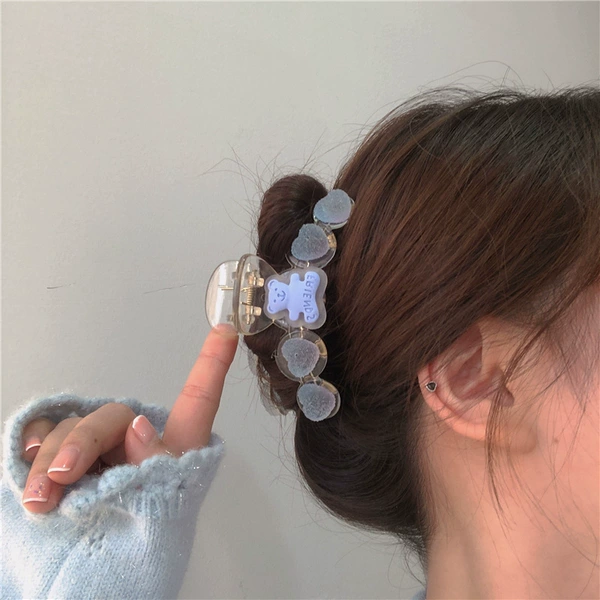 Blue crab pin, with little bears